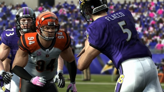 Illustration for article titled Madden NFL 11 Breast Cancer Awareness